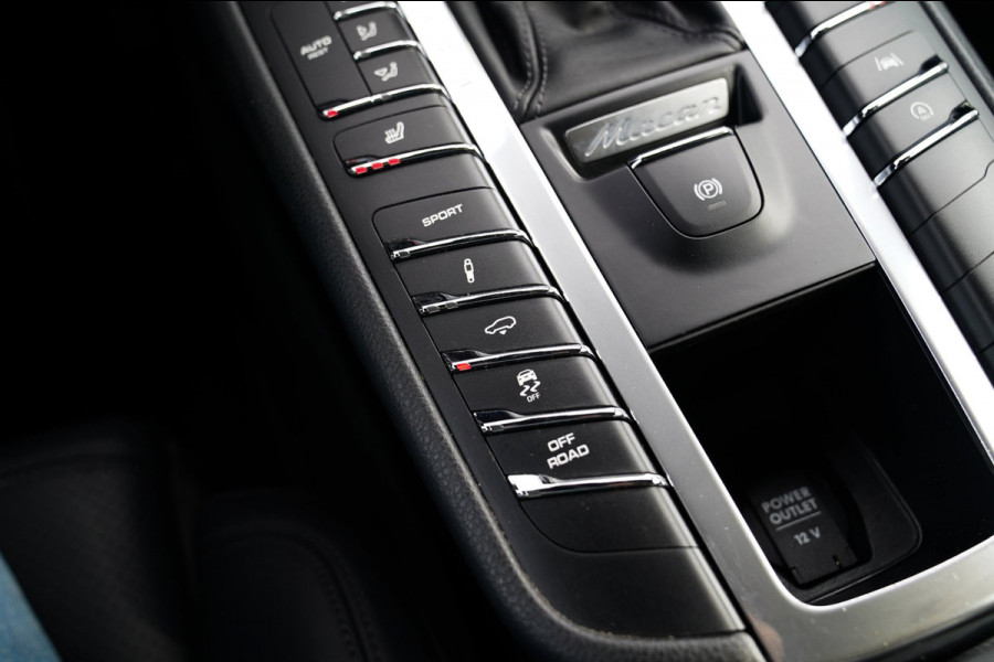 Porsche Macan 2.0 S | Panorama | Bose Sound System | incl BTW | Memory stoelen | 100% Dealer onderhouden | Trekhaak | Krijt Grijs