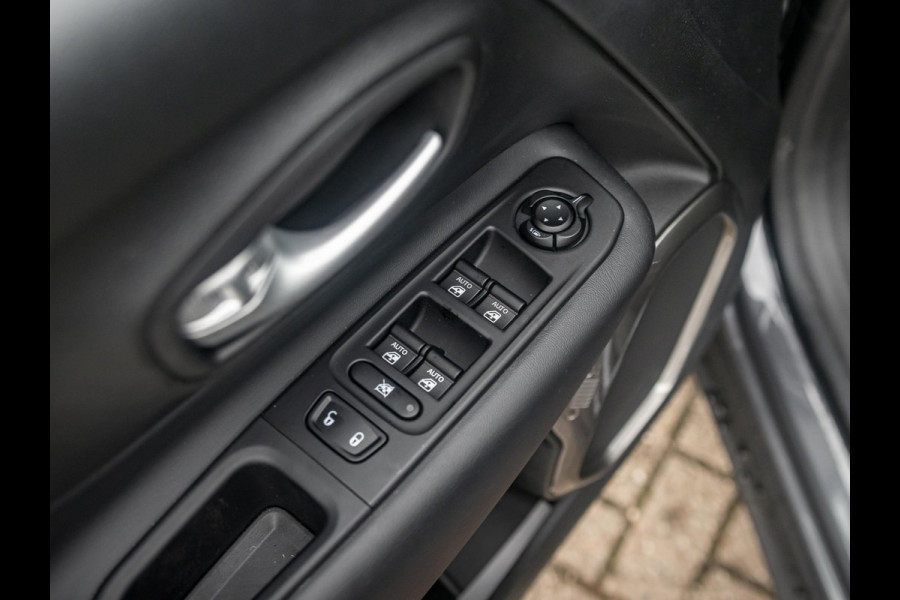 Jeep Renegade 4xe 240 Plug-in Hybrid Electric The North Star | Teck Pack | Winter Pack | Navi