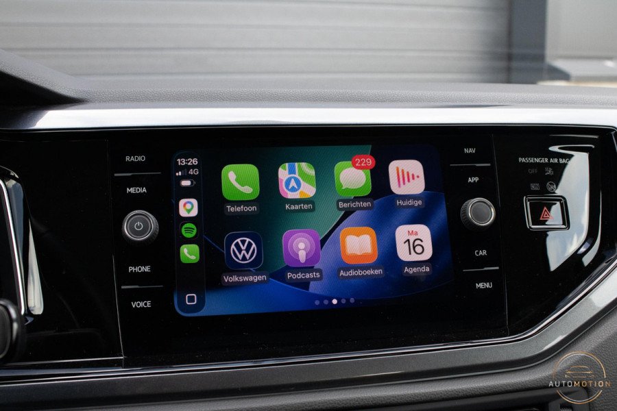 Volkswagen Polo 1.0 TSI Style IQ Lights Adaptieve Cruise control Carplay Parkeersensor