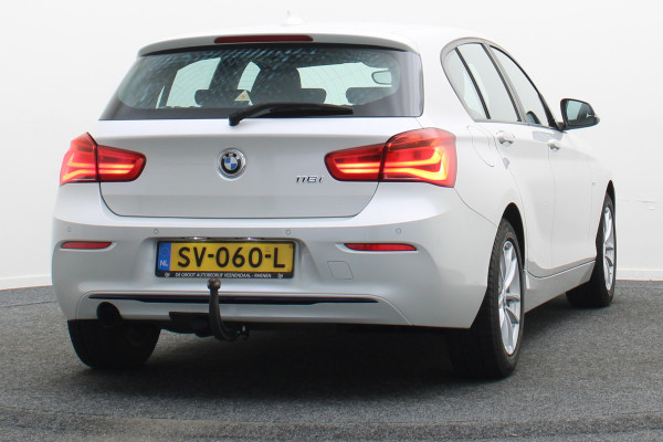 BMW 1-serie 118i Corporate Lease Executive Automaat Navigatie, LED, Climate, Cruise, Trekhaak