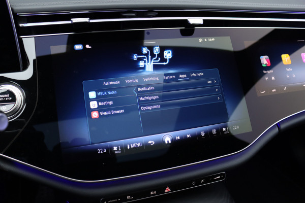 Mercedes-Benz E-Klasse 220 d AMG Line | Hyperscreen | Distronic | Memory | Burmester | HUD | 3D-Display | Panoramadak | Surround Camera | Keyless Go | Digital Light |