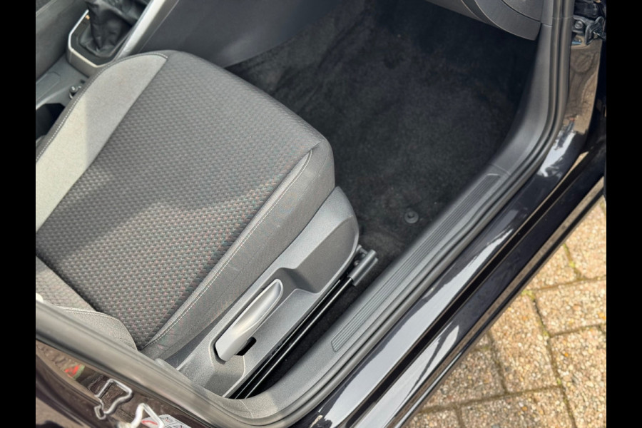 Volkswagen Polo 1.0 TSI Life Edition 2024 AIRCO CARPLAY BTW!