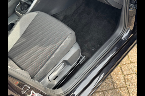 Volkswagen Polo 1.0 TSI Life Edition 2024 AIRCO CARPLAY BTW!