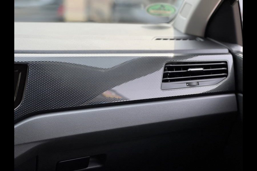Volkswagen Polo 1.0 TSI Life Edition 2024 AIRCO CARPLAY BTW!