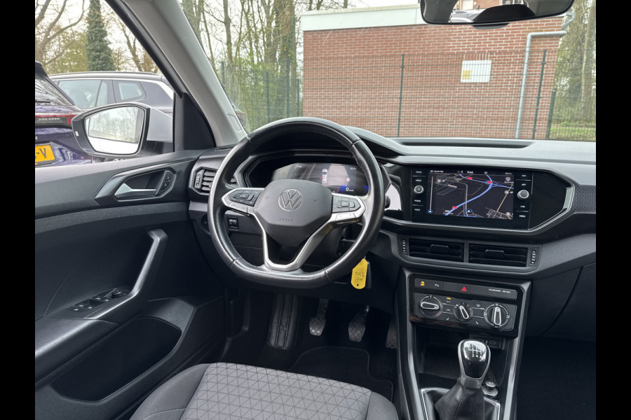 Volkswagen T-Cross 1.0 TSI 110PK LIFE CARPLAY/PDC/NAVIGATIE