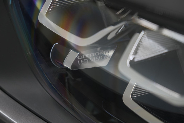 Citroën C3 PureTech 82 Feel Edition | Apple Carplay | Parkeersensoren | Navigatie | Climate Control | 16 Inch Velgen