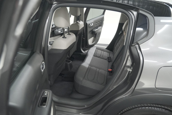 Citroën C3 PureTech 82 Feel Edition | Apple Carplay | Parkeersensoren | Navigatie | Climate Control | 16 Inch Velgen