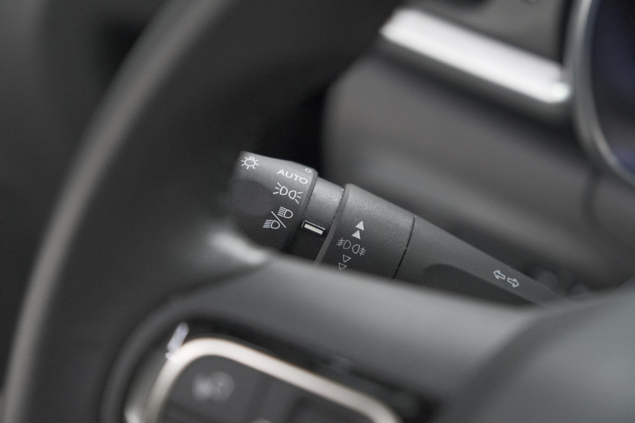 Citroën C3 PureTech 82 Feel Edition | Apple Carplay | Parkeersensoren | Navigatie | Climate Control | 16 Inch Velgen