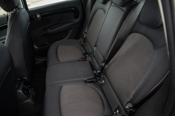 MINI Countryman 1.5 Cooper S E ALL4 Essential CAMERA / NAVI / CARPLAY / AIRCO / ZWART / STOELVERWARMING