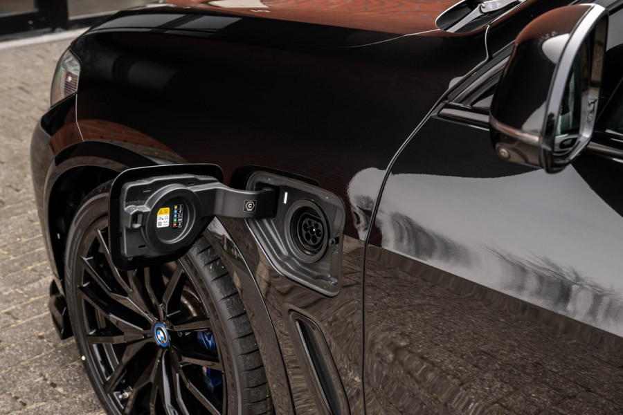 BMW X5 xDrive45e M-Sport Performance Laser B&W Trekhaak