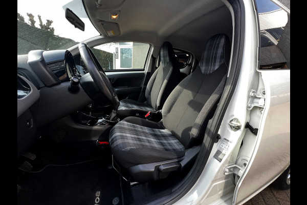 Peugeot 108 1.0 e-VTi Collection Carplay_Led_Cruise