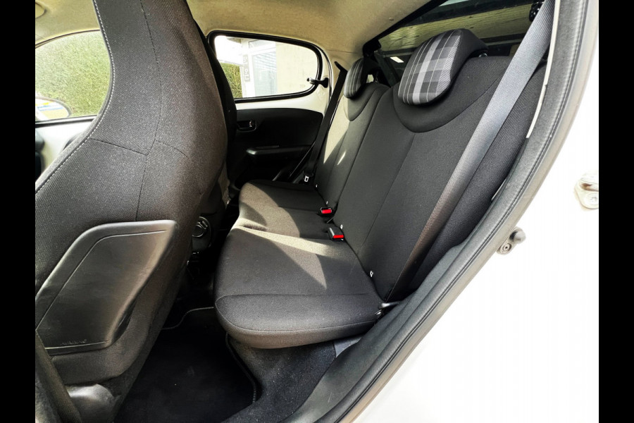 Peugeot 108 1.0 e-VTi Collection Carplay_Led_Cruise