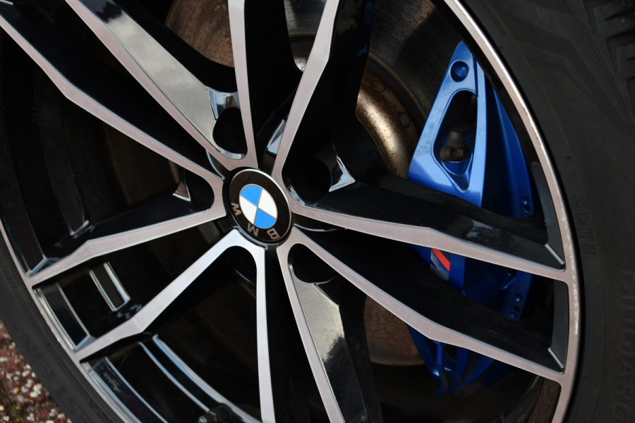 BMW 5 Serie Touring 530e 292pk M-Sport Pano ACC Trekh Comf-seat 360 HUD Laser 4wielbest