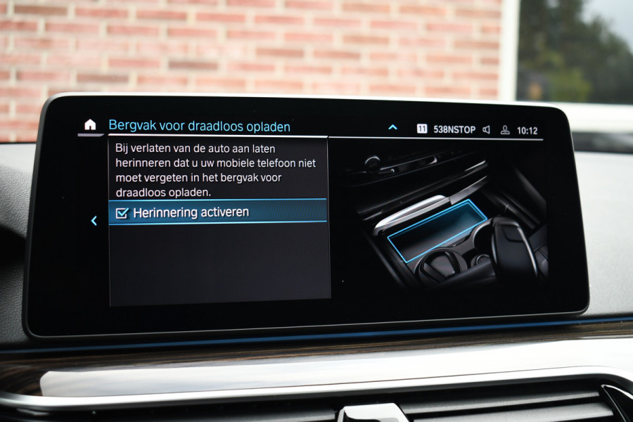 BMW 5 Serie Touring 530e 292pk M-Sport Pano ACC Trekh Comf-seat 360 HUD Laser 4wielbest