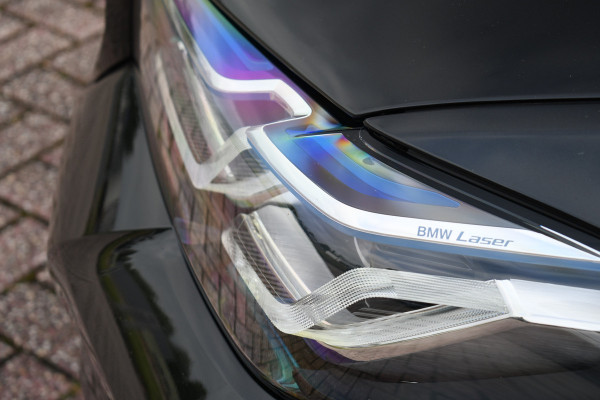 BMW 5 Serie Touring 530e 292pk M-Sport Pano ACC Trekh Comf-seat 360 HUD Laser 4wielbest