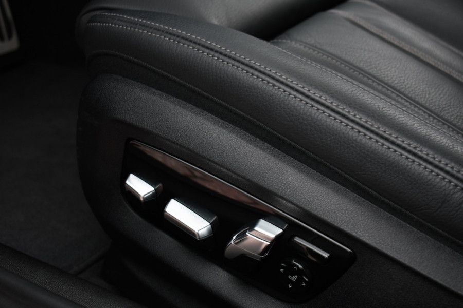 BMW 5 Serie Touring 530e 292pk M-Sport Pano ACC Trekh Comf-seat 360 HUD Laser 4wielbest