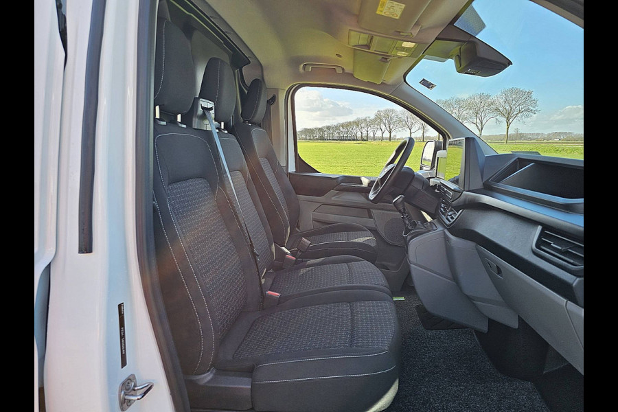 Ford Transit Custom 320 2.0 TDCI L2H1 LED Navi Camera Airco Cruise Control Nieuw Model 3 Zits Euro6 136 PK!