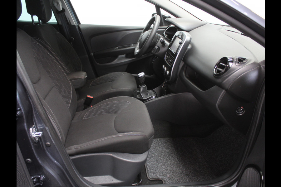 Renault Clio 0.9 TCe Limited AIRCO | CRUISE | DAB | LED | LM | NAVI | PS