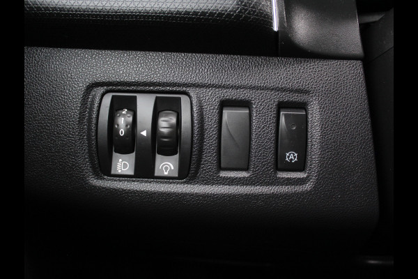 Renault Clio 0.9 TCe Limited AIRCO | CRUISE | DAB | LED | LM | NAVI | PS