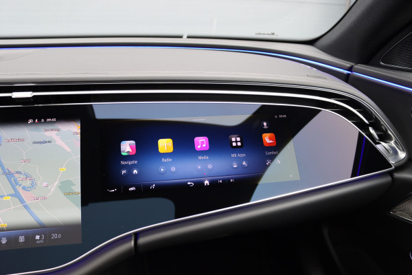 Mercedes-Benz E-Klasse 400 e 4MATIC AMG Line | Hyperscreen | Luchtvering | Achterasbesturing | Distronic+ | HUD | Massage | Burmester | Nappa Leder | Trekhaak | Vlakkenverwarming | Stoelventilatie | Soft-Close |