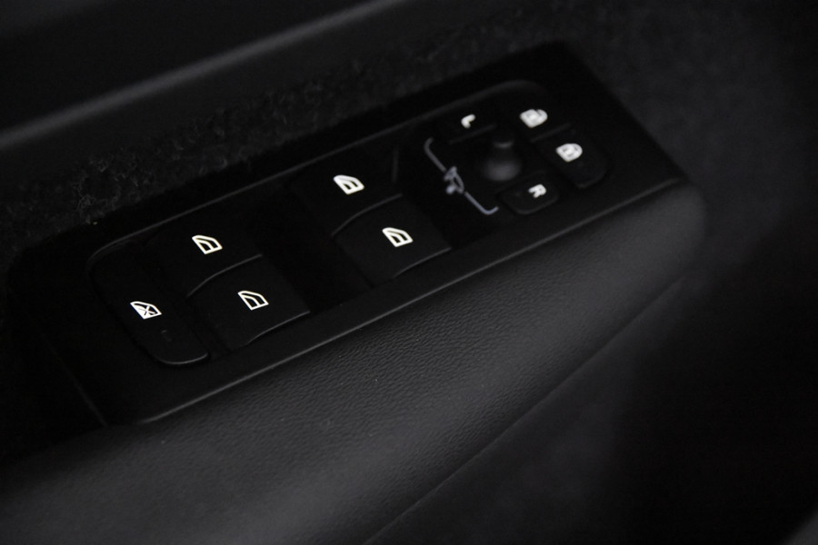 Volvo XC40 1.5 T4 Recharge Inscription *1ste Eigenaar*Navigatie*Camera*Keyless*