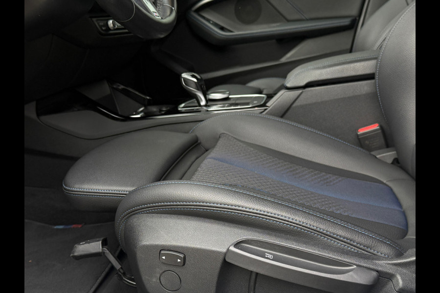 BMW 2 Serie Gran Coupé 218i M Sport Executive Navi|Camera|Carplay|Dealer Onderhouden