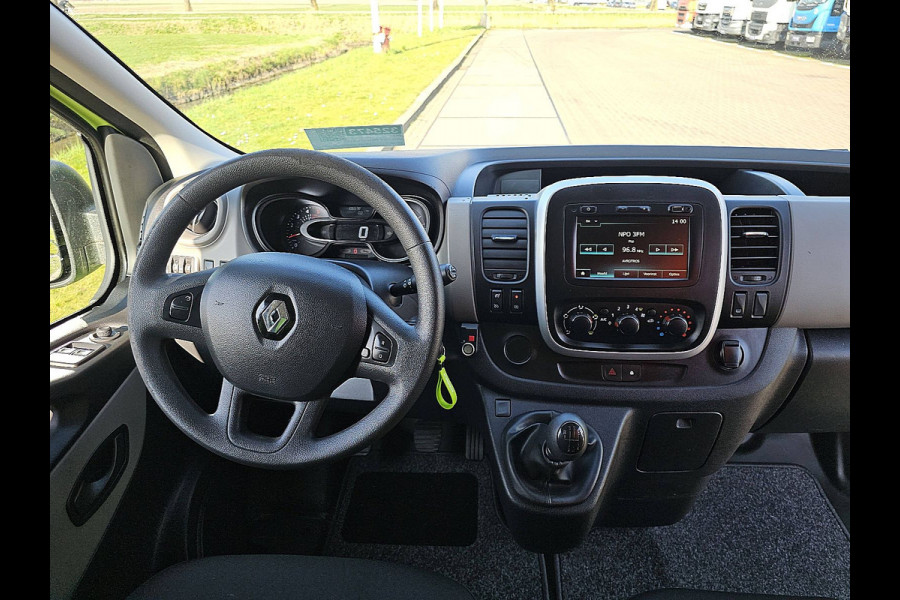 Renault Trafic 1.6 dCi T29 L1H1 Comfort Energy airco, navi, pdc, imperiaal, trekhaak, kastjes