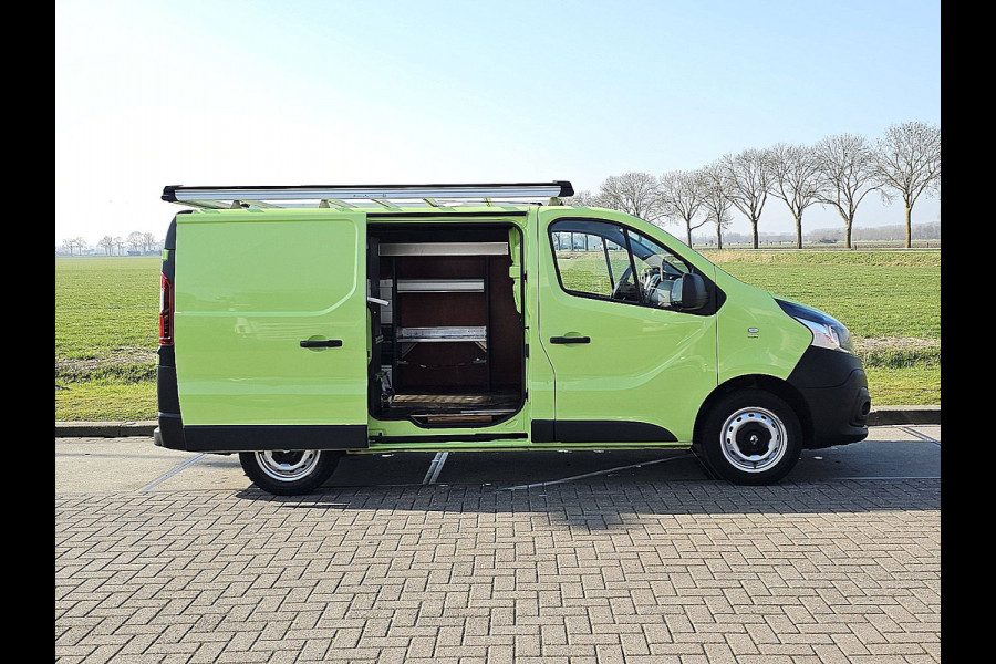 Renault Trafic 1.6 dCi T29 L1H1 Comfort Energy airco, navi, pdc, imperiaal, trekhaak, kastjes