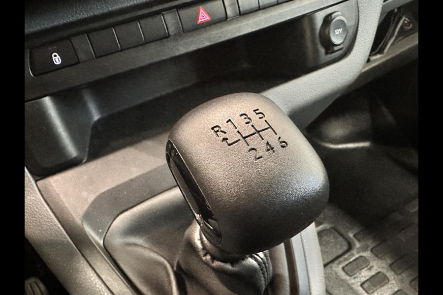 Peugeot Expert 2.0HDI 145PK Long Asphalt Dubbele Cabine Airco Cruise Control Navi Trekhaak Imperiaal Carplay 6 Persoons Trekhaak