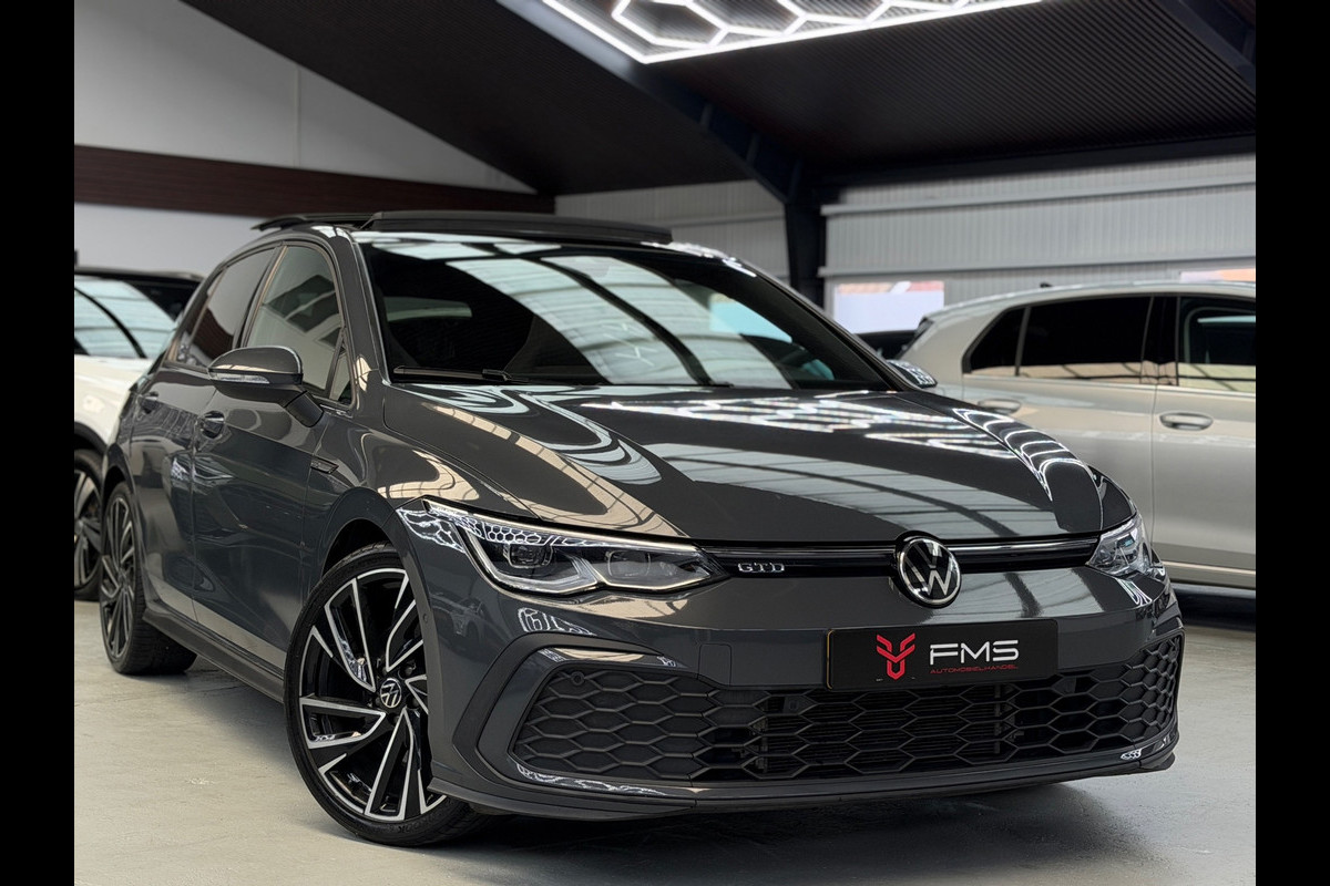 Volkswagen Golf 2.0 TDI GTD Panorama IQ CarPlay HuD