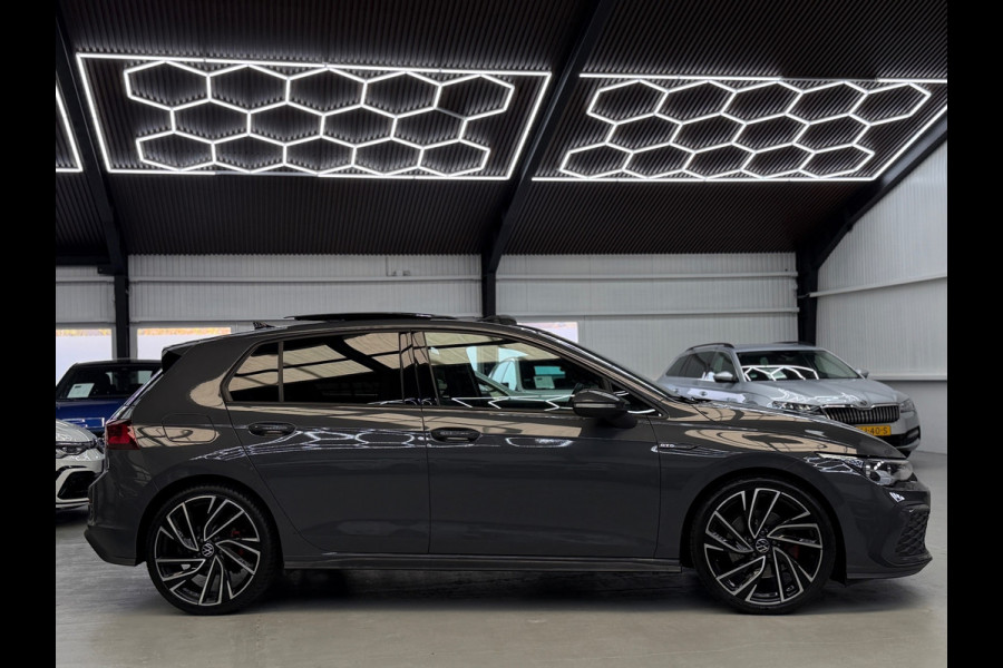 Volkswagen Golf 2.0 TDI GTD Panorama IQ CarPlay HuD