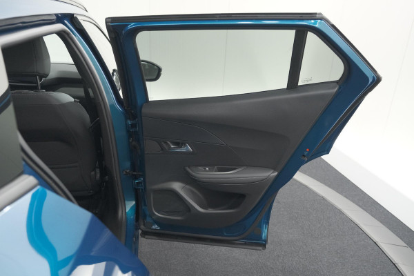 Peugeot 2008 1.2 Hybrid 145 Allure | 360 Camera | Adaptieve Cruise Control | Dodehoekdetectie | Apple Carplay