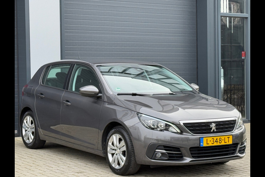 Peugeot 308 1.2 PureTech NAVI / PDC / CARPLAY / LANE ASSIST / APK