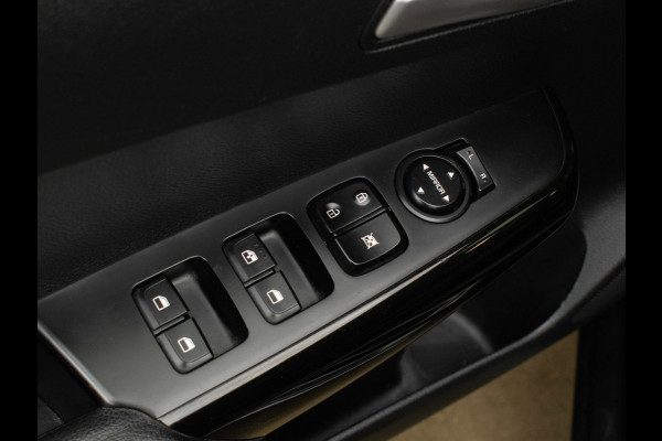 Kia Picanto 1.0 CVVT ComfortPlusLine Navigator Sport (APPLE CARPLAY,NAVI,CAMERA,CRUISE,ELEKTRISCH PAKKET,SPORTSTOELEN,LM VELGEN)