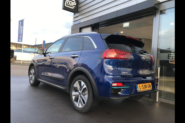 Kia e-Niro DynamicPlusLine 64 kWh 204pk 7 JAAR GARANTIE