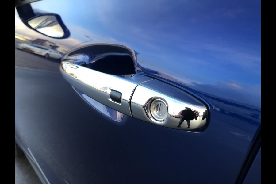 Kia e-Niro DynamicPlusLine 64 kWh 204pk 7 JAAR GARANTIE