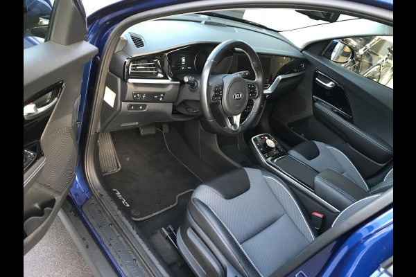 Kia e-Niro DynamicPlusLine 64 kWh 204pk 7 JAAR GARANTIE