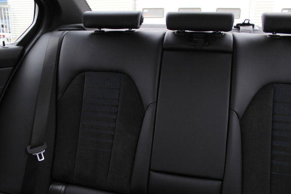 BMW 3-serie 330e xDrive M-Sport | Panoramadak | Widescreen | Harman Kardon | Head-up | BLIS
