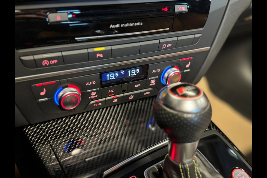 Audi A6 Avant 4.0 TFSI RS6 quattro performance Pro Line Plus / BTW / Keramisch / Exclusive / B&O Advanced / Nachtzicht / Softclose