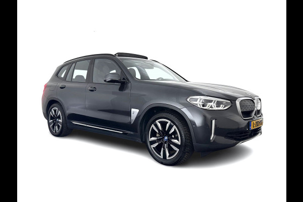 BMW iX3 High Executive 80 kWh [ 3-Fase-11kW ] {SOH-99%} (INCL-BTW) Aut. *HEATPUMP | PANO | LEATHER | HARMAN/KARDON | FULL-LED | BLINDSPOT | MEMORY-PACK | DIGI-COCKPIT | HEATED-SPORTSEATS | KEYLESS | TOPVIEW | DAB+ | NAVI-FULLMAP | HEAD-UP | ...