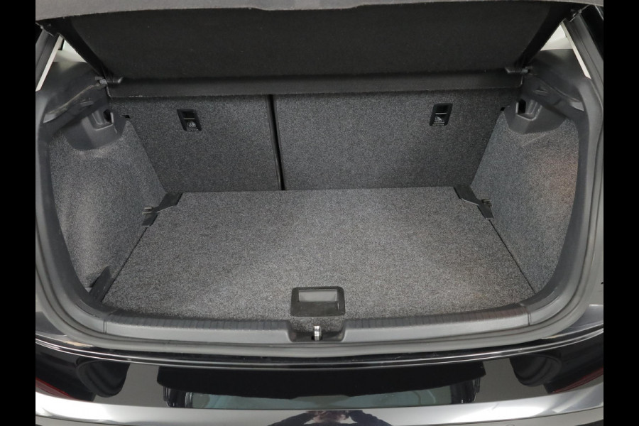 Volkswagen Polo 1.0 TSI Comfortline 95pk 5bak | Airco | Navi | Parksensors voor en achter