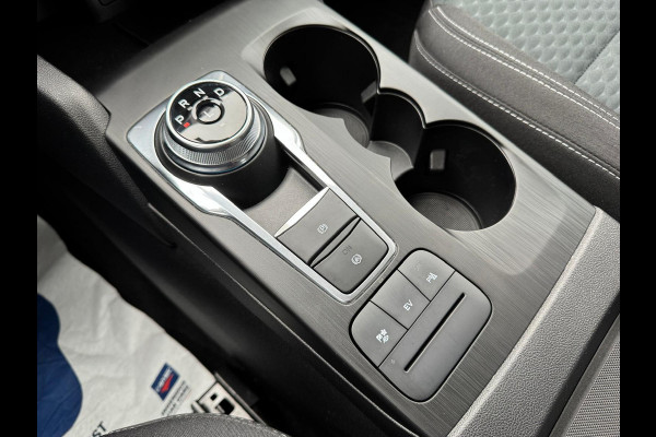 Ford Kuga 2.5 PHEV Cool and Connect 225pk | Winterpack | SYNC 3 Navigatie | 1.500kg Trekgewicht