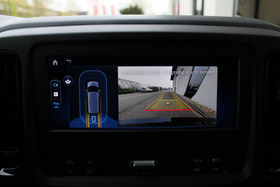 Mercedes-Benz Vito 119 CDI / Aut / Lang / DC / 2x Schuifdeur / Leer / Led / Camera / Vol Opties / NIEUWSTAAT