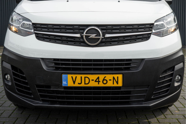 Opel Vivaro L2H1 | 1ste eigenaar | Airco | Cruise | PDC | 3-Zits | Trekhaak