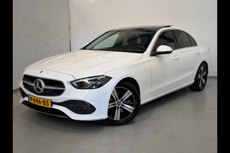 Mercedes-Benz C-Klasse 200 Luxury Line / Pano / NL-auto / Trekhaak
