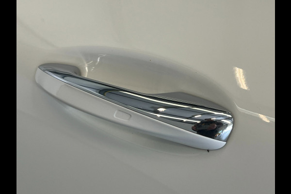 Mercedes-Benz CLA-Klasse 250e / AMG / Pano / Headup / Night