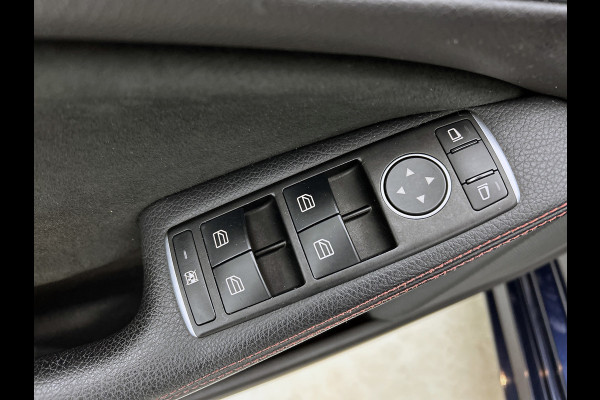 Mercedes-Benz CLA-Klasse 180 Business Solution AMG(Goed OnderH, Panorama, Camera, Carplay, Navi, StoelV, Etc)