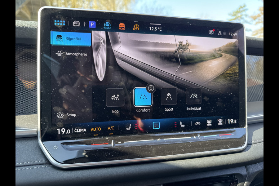 Volkswagen Tayron 1.5 eTSI LIFE EDITION 7PERS. 7-PERSOONS/TREKHAAK/360CAMERA FABRIEKS GARANTIE