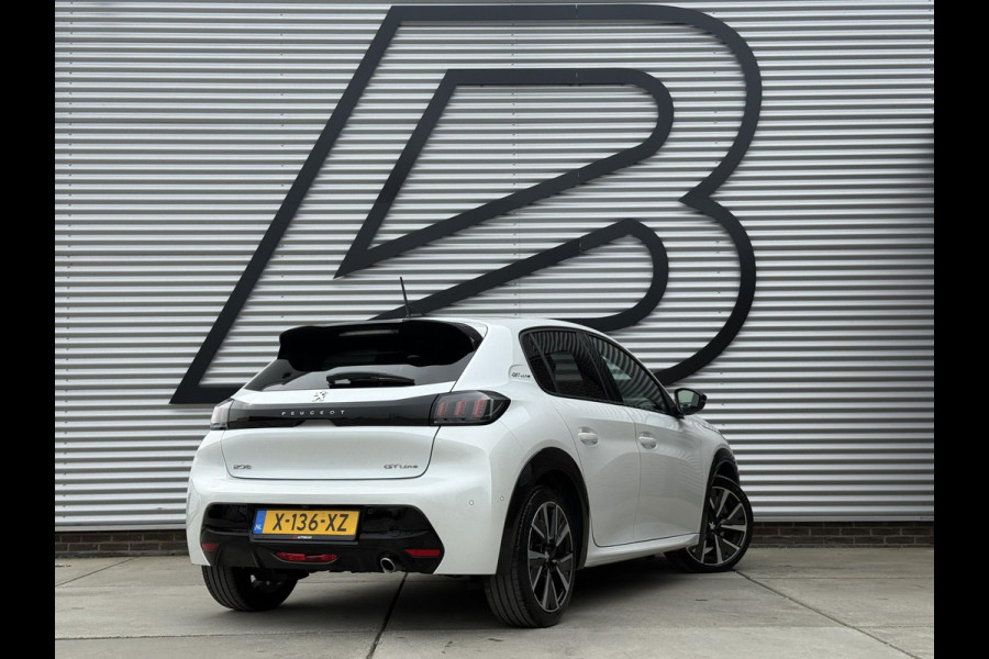 Peugeot 208 1.2 PureTech GT-Line 1e Eigenaar|Pano|Navi|Clima|Cruise|Camera|Trekhaak|Carplay|PDV V+A|Nieuwe APK bij aflevering