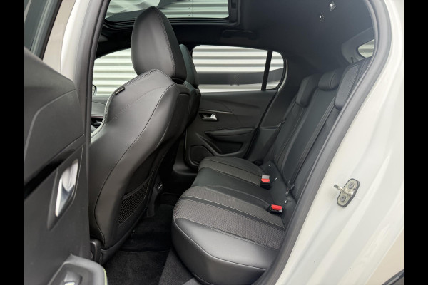 Peugeot 208 1.2 PureTech GT-Line 1e Eigenaar|Pano|Navi|Clima|Cruise|Camera|Trekhaak|Carplay|PDV V+A|Nieuwe APK bij aflevering